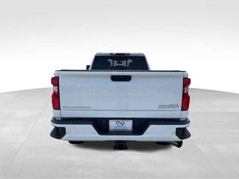 Used 2024 Chevrolet Silverado 3500 High Country AWD/4WD image 8
