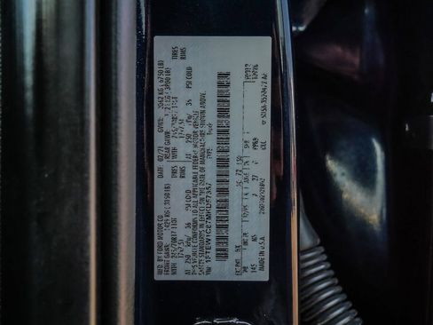 Used 2021 Ford F150 XLT image 30