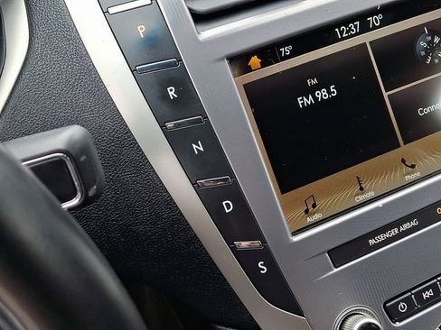 Used 2019 Lincoln MKZ Premiere FWD image 14
