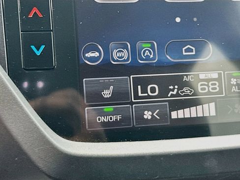Certified 2026 Subaru Forester Premium AWD/4WD image 16