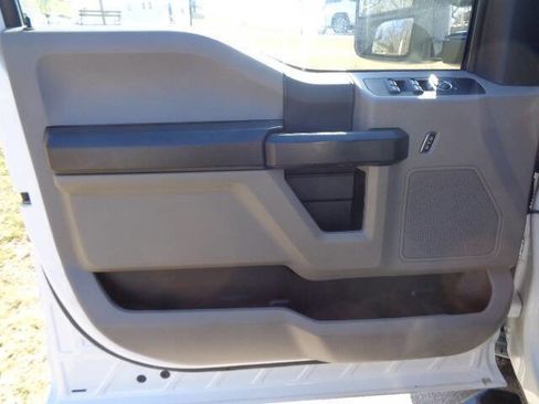 Used 2022 Ford F250 XL w/ Power Equipment Group AWD/4WD image 12