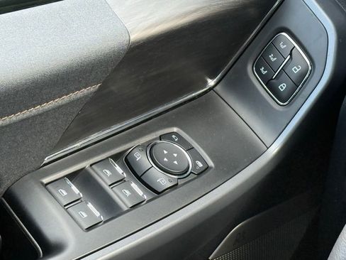 Used 2025 Ford F150 Lightning Lariat AWD/4WD image 33