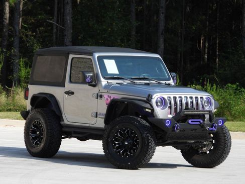 Used 2018 Jeep Wrangler Sport AWD/4WD image 15