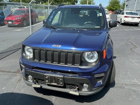 Used 2021 Jeep Renegade Latitude AWD/4WD image 2