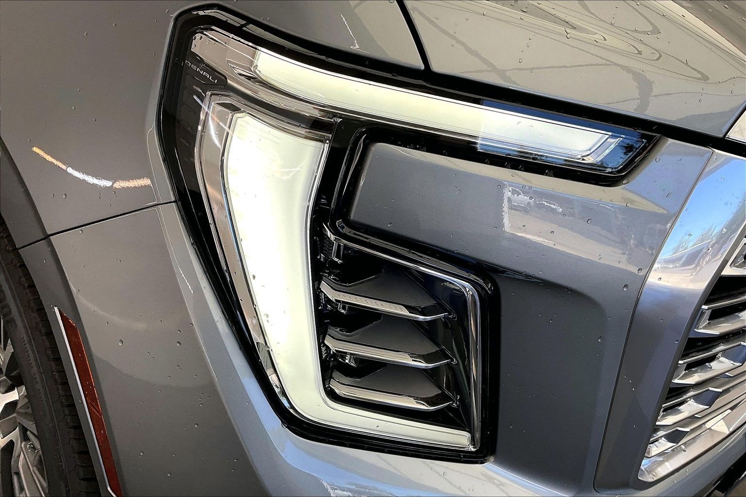 New 2026 GMC Yukon Denali w/ Advanced Technology Package AWD/4WD image 15