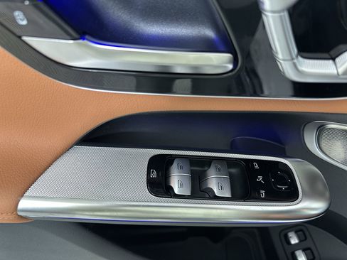 New 2025 Mercedes-Benz GLC 350e 4MATIC image 13