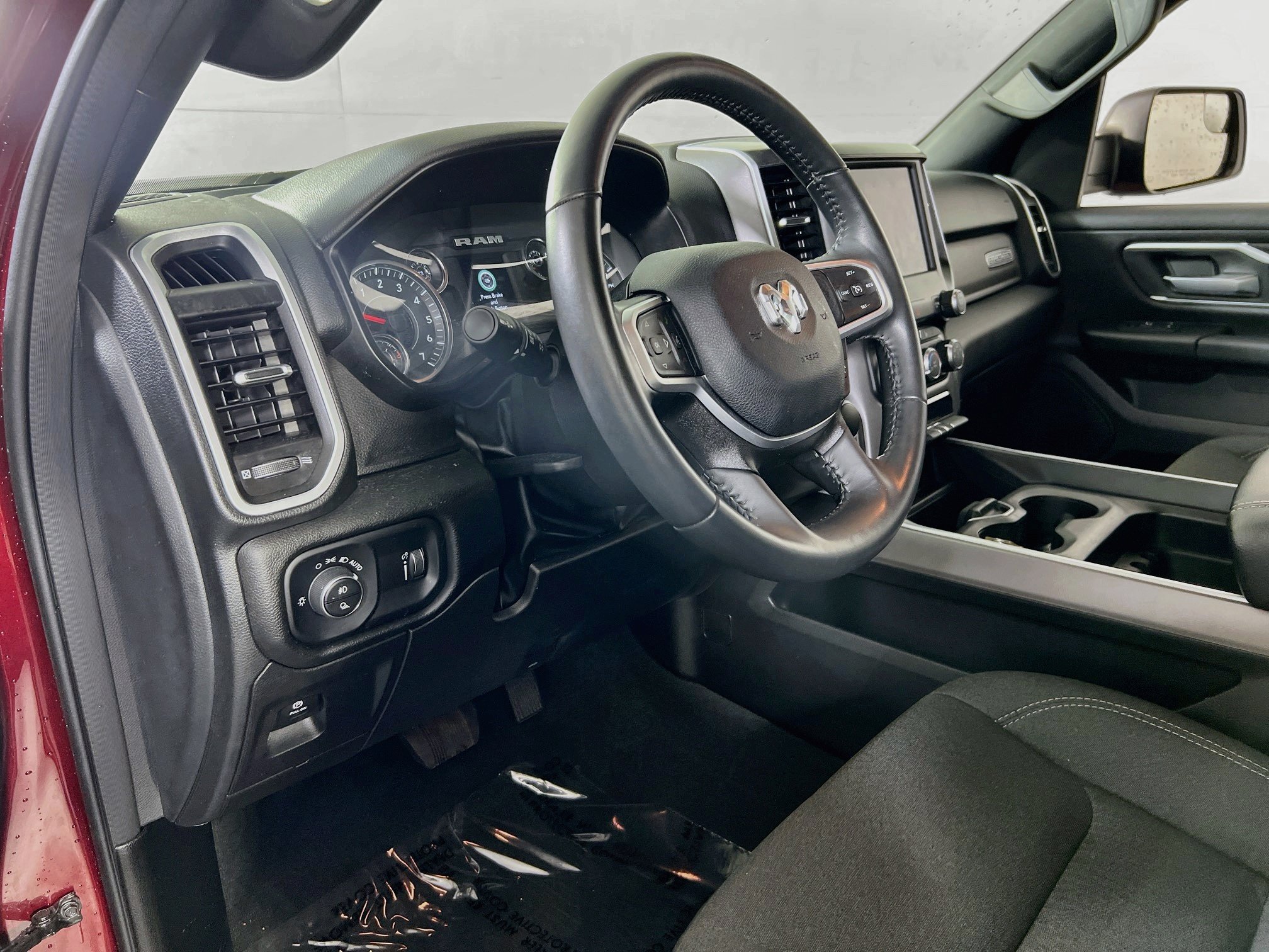 Used 2023 RAM 1500 Big Horn AWD/4WD image 9
