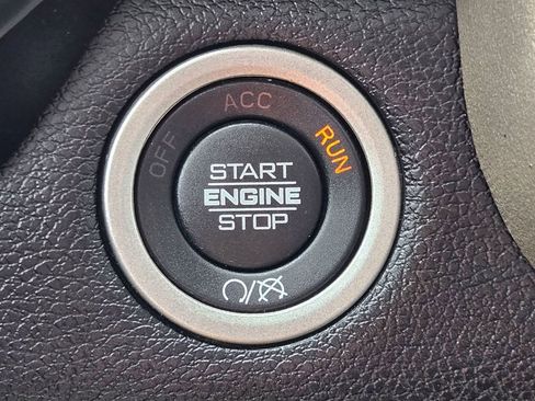 Used 2024 RAM 2500 Laramie w/ Safety Group AWD/4WD image 18