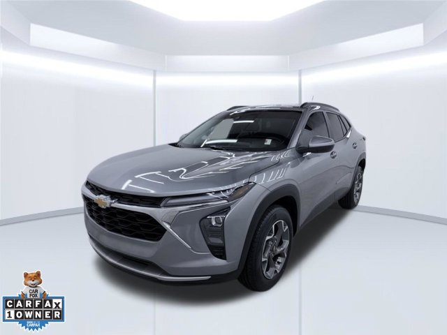 Used 2024 Chevrolet Trax LT w/ Driver Confidence Package FWD image 5