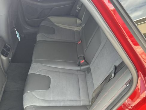 Used 2025 Hyundai Santa Fe Limited image 13