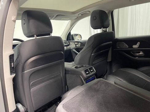 Used 2026 Mercedes-Benz GLS 450 4MATIC image 26