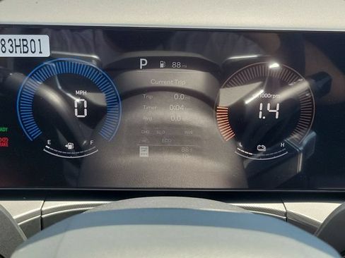 New 2026 Hyundai Santa Fe SE FWD image 9