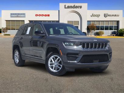 Used 2025 Jeep Grand Cherokee Laredo X