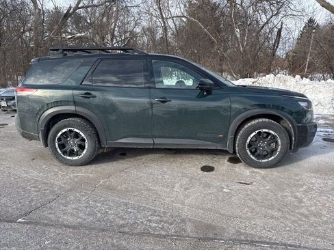 Used 2024 Nissan Pathfinder Rock Creek image 4