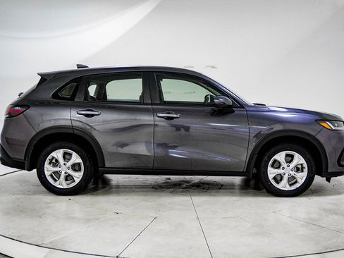Used 2023 Honda HR-V LX image 11