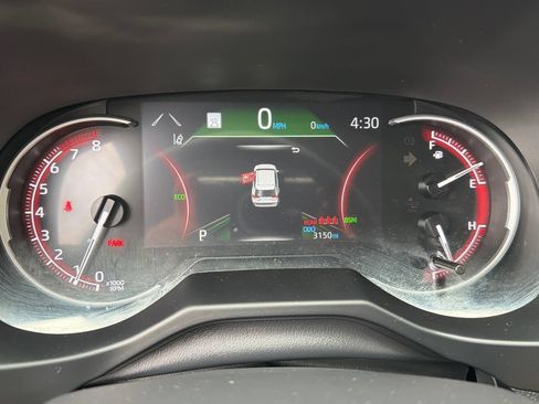 Used 2025 Toyota RAV4 XLE AWD/4WD image 21