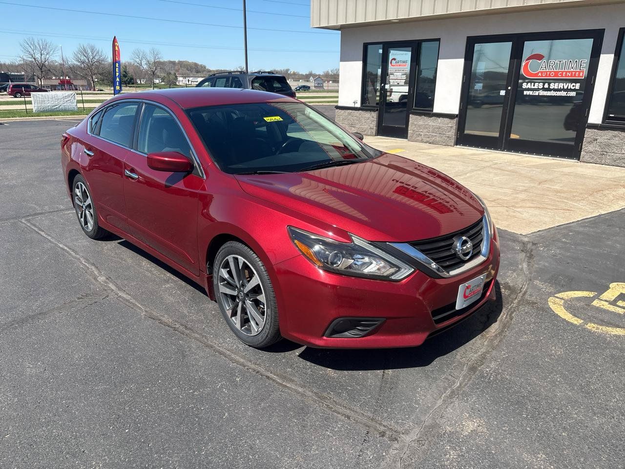 Used 2017 Nissan Altima 2.5 SR FWD image 2
