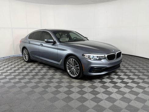 Used 2020 BMW 530i w/ Convenience Package RWD image 7