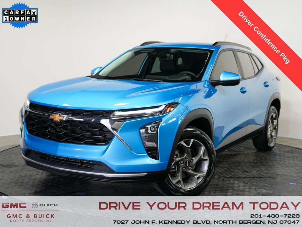 Used 2025 Chevrolet Trax LT w/ Driver Confidence Package FWD image 1