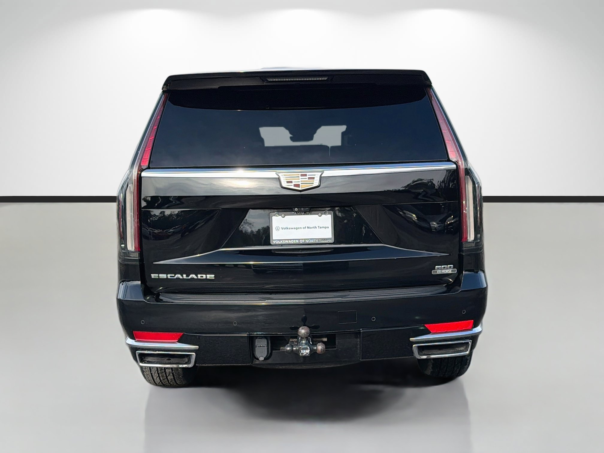 Used 2022 Cadillac Escalade Premium Luxury Platinum AWD/4WD image 4