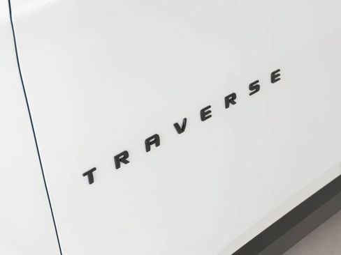 Used 2023 Chevrolet Traverse RS w/ LPO, Floor Liner Package AWD/4WD image 3