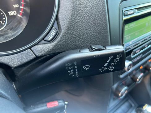 Used 2014 Volkswagen GTI Wolfsburg Edition FWD image 19