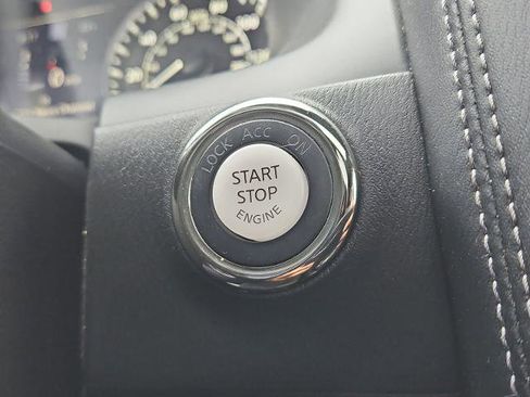 Used 2022 Nissan Armada Platinum w/ Captain's Chairs Package image 17