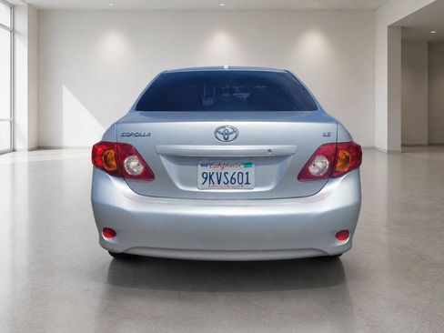 Used 2010 Toyota Corolla LE w/ All Weather Guard Pkg FWD image 4