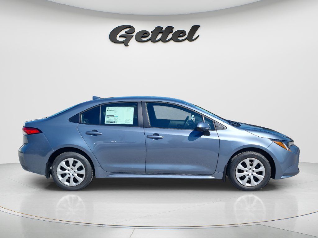 New 2027 Toyota Corolla LE FWD image 4