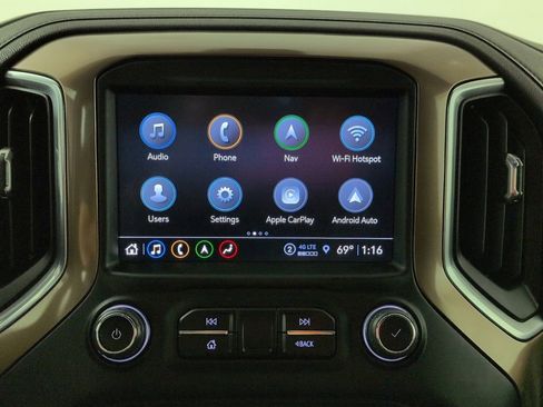 Certified 2022 Chevrolet Silverado 1500 High Country AWD/4WD image 19