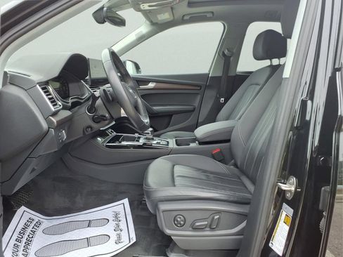 Used 2023 Audi Q5 2.0T Premium Plus w/ Premium Plus Package AWD/4WD image 8
