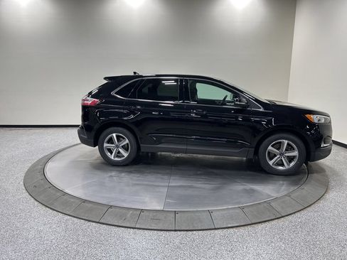 Certified 2019 Ford Edge SEL AWD/4WD image 6
