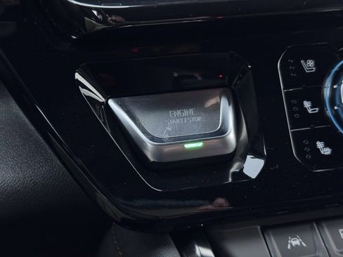 Used 2024 GMC Sierra 1500 AT4 w/ Technology Package image 6