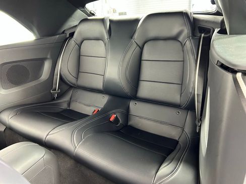Used 2025 Ford Mustang GT Premium image 17