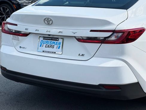 Used 2025 Toyota Camry LE FWD image 26