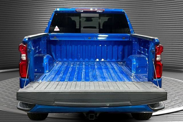 Used 2023 Chevrolet Silverado 1500 RST w/ Convenience Package II AWD/4WD image 5