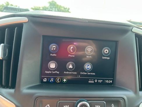 Used 2024 GMC Terrain SLE FWD image 22