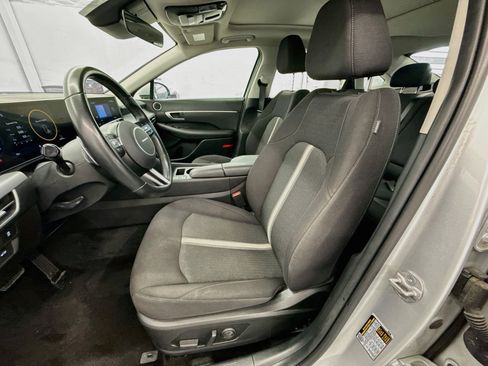 Used 2025 Hyundai Sonata SEL FWD image 13