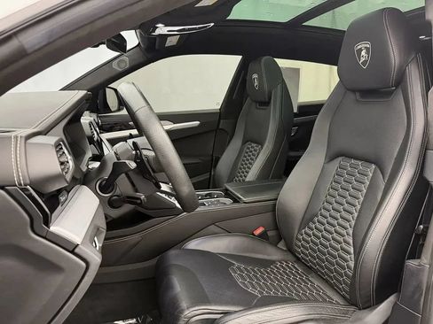 Used 2021 Lamborghini Urus AWD/4WD image 12