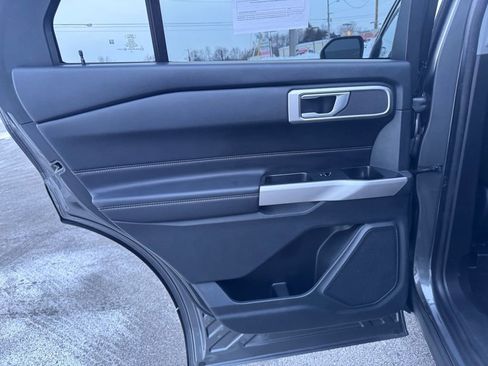 Used 2023 Ford Explorer XLT w/ Class IV Trailer Tow Package image 22