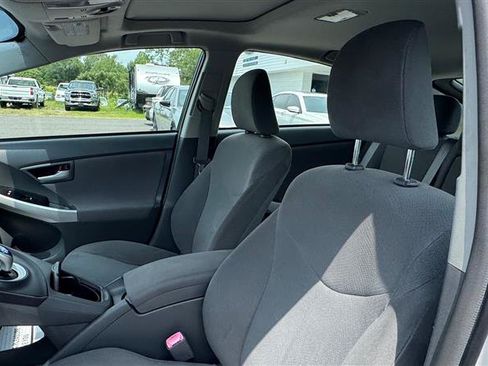 Used 2011 Toyota Prius Three w/ Solar Roof Pkg FWD image 31