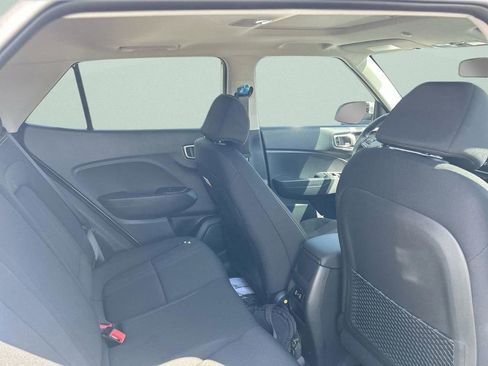 New 2026 Hyundai Venue SEL image 21