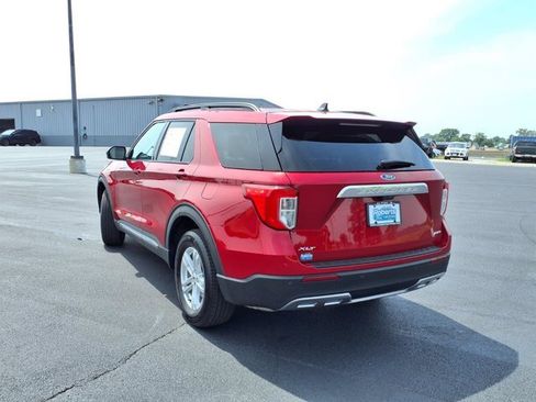 Certified 2023 Ford Explorer XLT w/ Equipment Group 202A AWD/4WD image 3
