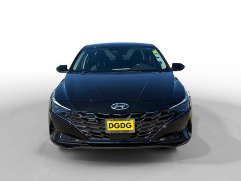 Certified 2023 Hyundai Elantra Limited image 8