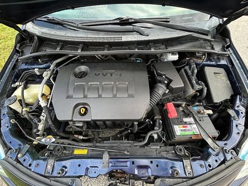 Used 2013 Toyota Corolla LE w/ Preferred Accessory Pkg #2 FWD image 11