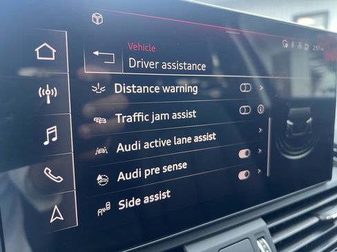 Used 2023 Audi Q5 2.0T Premium Plus w/ Premium Plus Package image 40