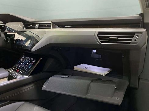 Used 2024 Audi Q8 e-tron Premium Plus w/ Premium Plus Package image 87