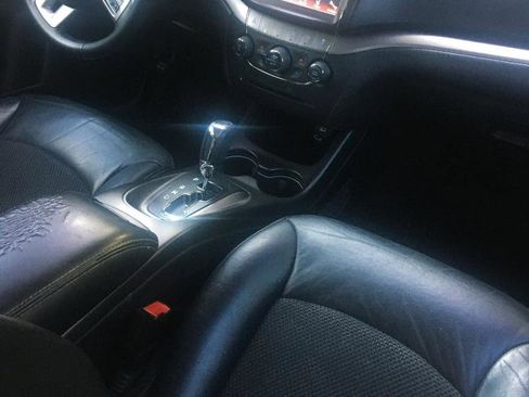 Used 2018 Dodge Journey Crossroad image 18