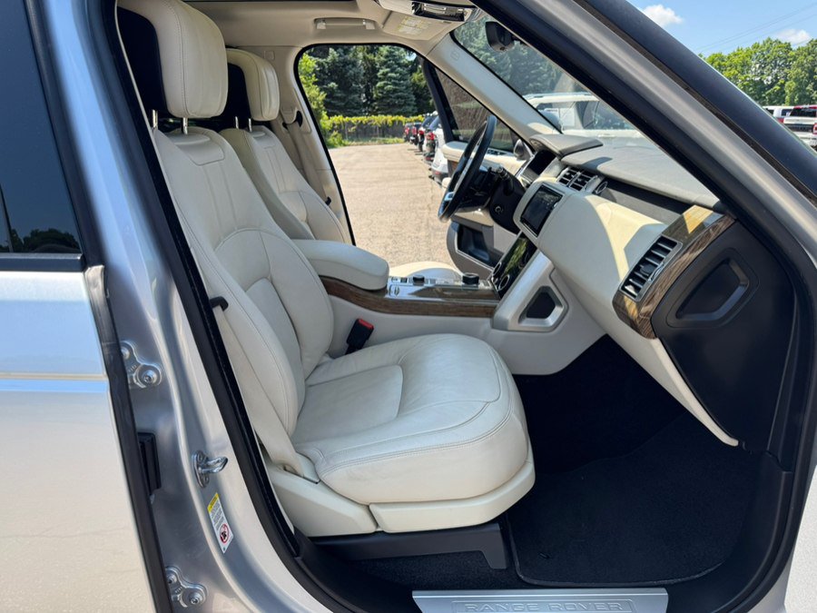 Used 2019 Land Rover Range Rover AWD/4WD image 21