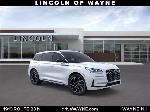 New 2026 Lincoln Corsair Grand Touring AWD/4WD image 8